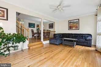907 Smartts Ln NE in Leesburg, VA - Building Photo - Building Photo