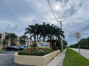 7460 NW 18th St in Margate, FL - Building Photo - Building Photo