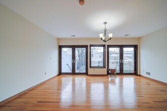 220 Harrison Ave, Unit 2 in Harrison, NJ - Building Photo - Building Photo