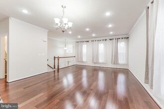 25367 Wakestone Park Terrace in Chantilly, VA - Building Photo - Building Photo