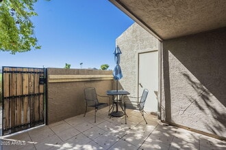 1905 E University Dr in Tempe, AZ - Building Photo - Building Photo