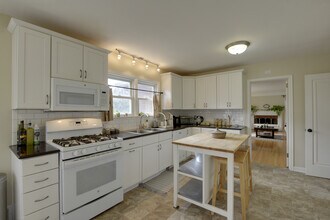 2805 29th Ave NE in Minneapolis, MN - Building Photo - Building Photo