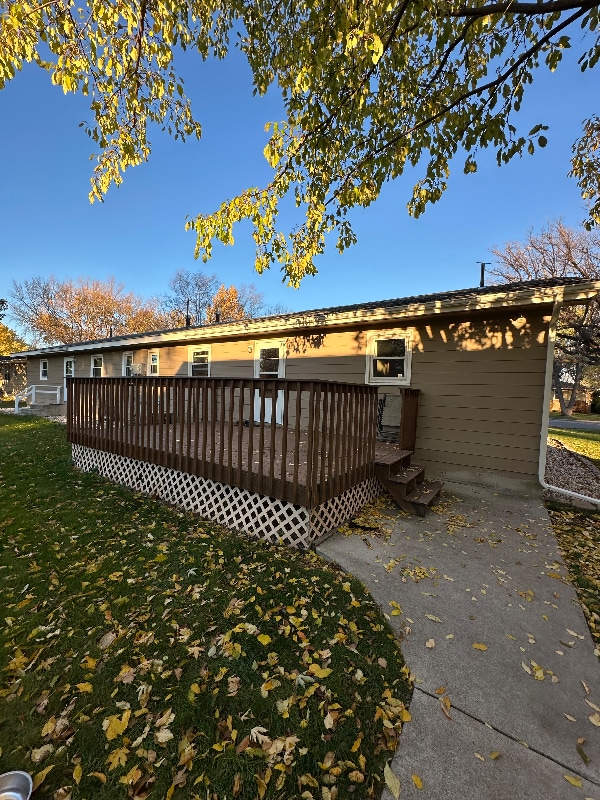 1115-1115 Duluth Ave N in Thief River Falls, MN - Building Photo - Building Photo