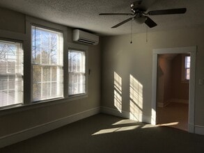 1219 Grace Ave, Unit C in Burlington, NC - Building Photo - Building Photo