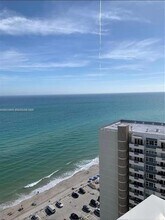 3140 S Ocean Dr, Unit 2303 in Hallandale Beach, FL - Foto de edificio - Building Photo