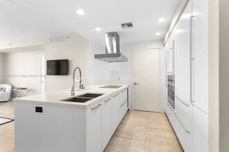 1445 16th St in Miami Beach, FL - Building Photo - Building Photo