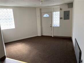 15300 Waterloo Rd-Unit -4 in Cleveland, OH - Building Photo - Building Photo