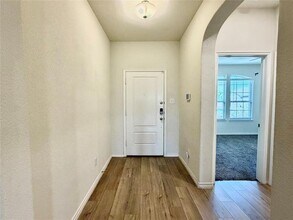 4016 Spur Trail Dr in Denton, TX - Building Photo - Building Photo