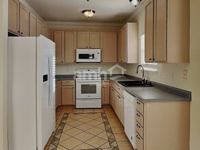 12373 Carriage Stone Dr in Fishers, IN - Building Photo - Building Photo