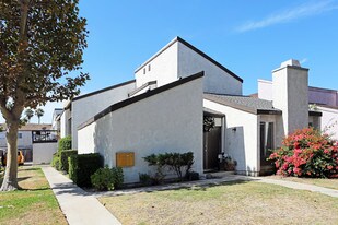 11872 Garden Grove Blvd Apartments