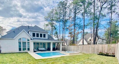 176 Sweeping Valley Dr in Montgomery, TX - Building Photo - Building Photo