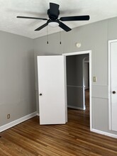 2615 Sheridan Dr, Unit 3 in Cincinnati, OH - Building Photo - Building Photo