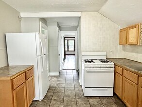 603 Mill St in Elgin, IL - Building Photo - Building Photo