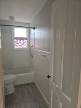 96 Ashland St, Unit Unit 1 in Manchester, NH - Building Photo - Building Photo