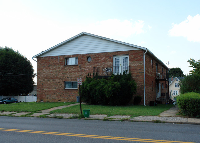 1 E Emmaus Ave in Allentown, PA - Building Photo - Building Photo