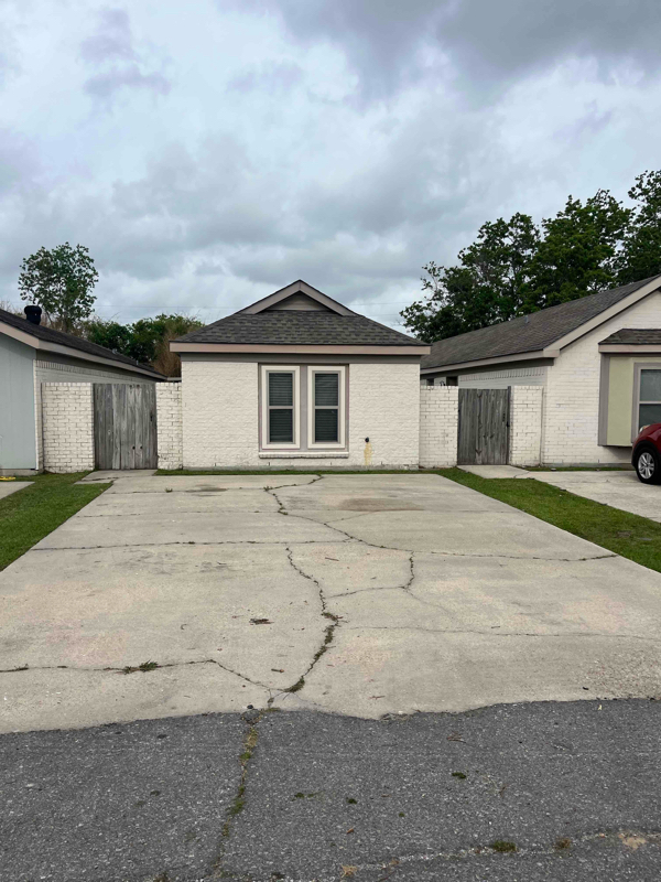 property at 113 Cane Field St