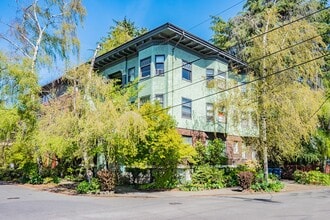 Baird Apartments in Seattle, WA - Foto de edificio - Building Photo