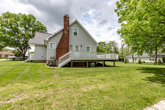 100 W Central Ave in Oxford, OH - Building Photo - Building Photo