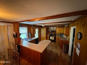56 Monroe St in Saratoga Springs, NY - Building Photo - Building Photo