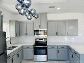 9303 N 59th Ln in McAllen, TX - Building Photo - Building Photo