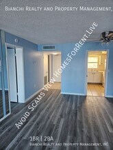 4525 Cove Cir in St. Petersburg, FL - Building Photo - Building Photo