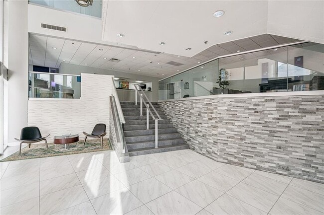 151 E Washington St in Orlando, FL - Building Photo - Building Photo