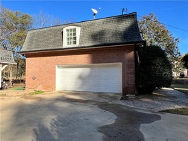 3270 Farmington Dr SE in Atlanta, GA - Building Photo - Building Photo