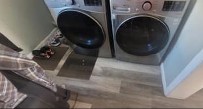 41 Russell St in Enfield, CT - Foto de edificio - Building Photo