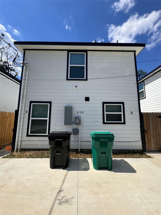 8109 Denton St in Houston, TX - Building Photo - Building Photo