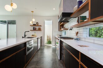 2515 Federal Ave in Los Angeles, CA - Building Photo - Building Photo