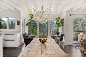 122 Eastwood Rd in Aspen, CO - Building Photo - Building Photo