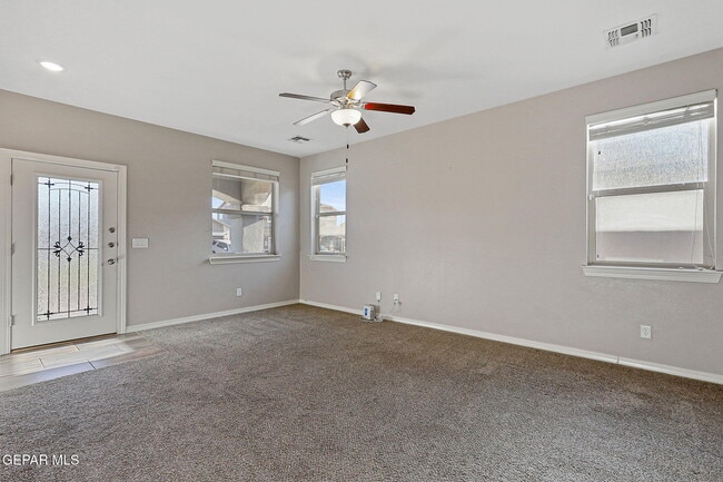 229 Gonzalo Cir in El Paso, TX - Building Photo - Building Photo