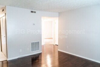 4802 Cannon Ridge Dr in Knoxville, TN - Building Photo - Building Photo
