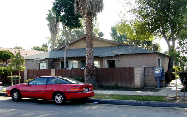 3112 Garnet Ln in Fullerton, CA - Building Photo