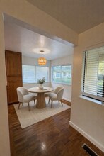 200 S E St in Santa Rosa, CA - Building Photo - Building Photo