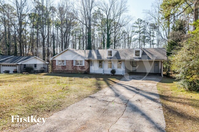 195 King David Dr SW in Lilburn, GA - Foto de edificio - Building Photo