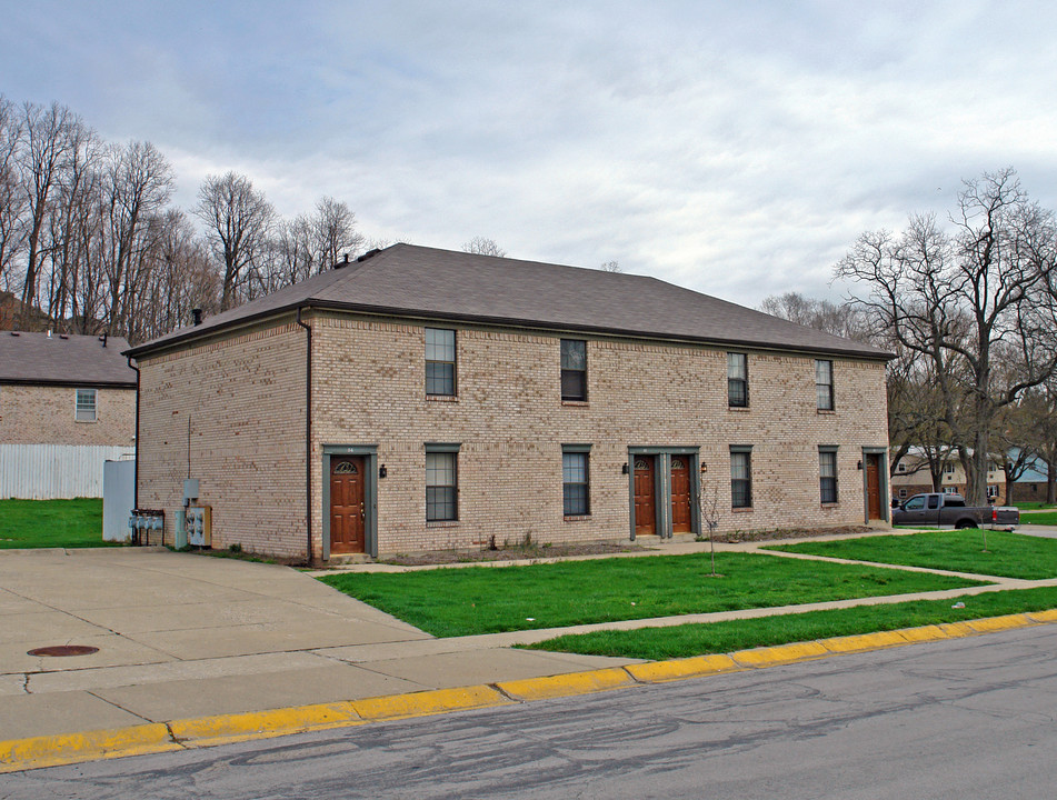 50-100 Ryder Ct in Bellbrook, OH - Building Photo