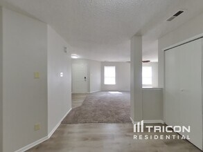 2314 Collins Way in Greenfield, IN - Building Photo - Building Photo