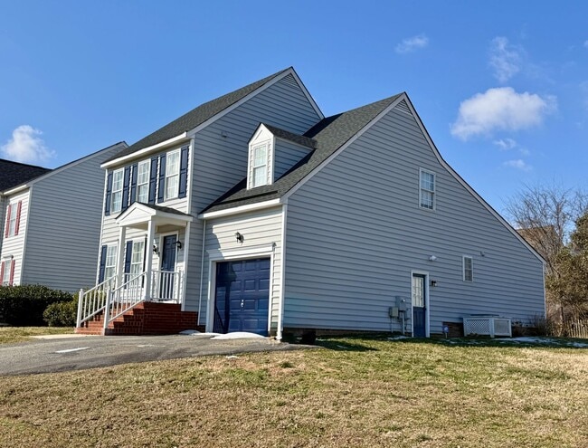 10512 Wylie Ln in Glen Allen, VA - Building Photo - Building Photo