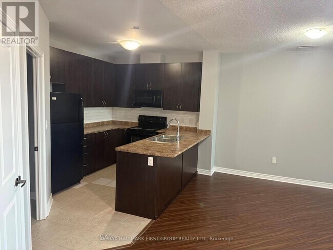 7400 Markham Rd in Markham, ON - Building Photo - Building Photo