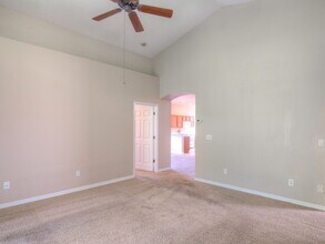 14200 Viburnum Ln in Orlando, FL - Building Photo - Building Photo