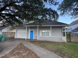 120 W Park Ave in Sherman, TX - Building Photo