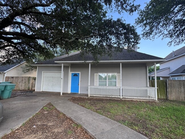 property at 120 W Park Ave