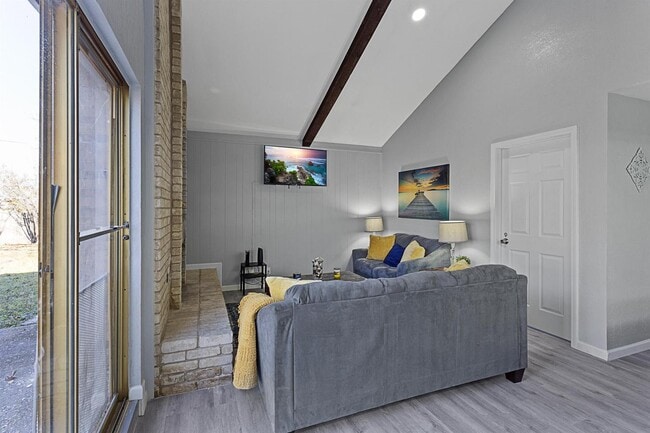 property at 3055 Casita Ct