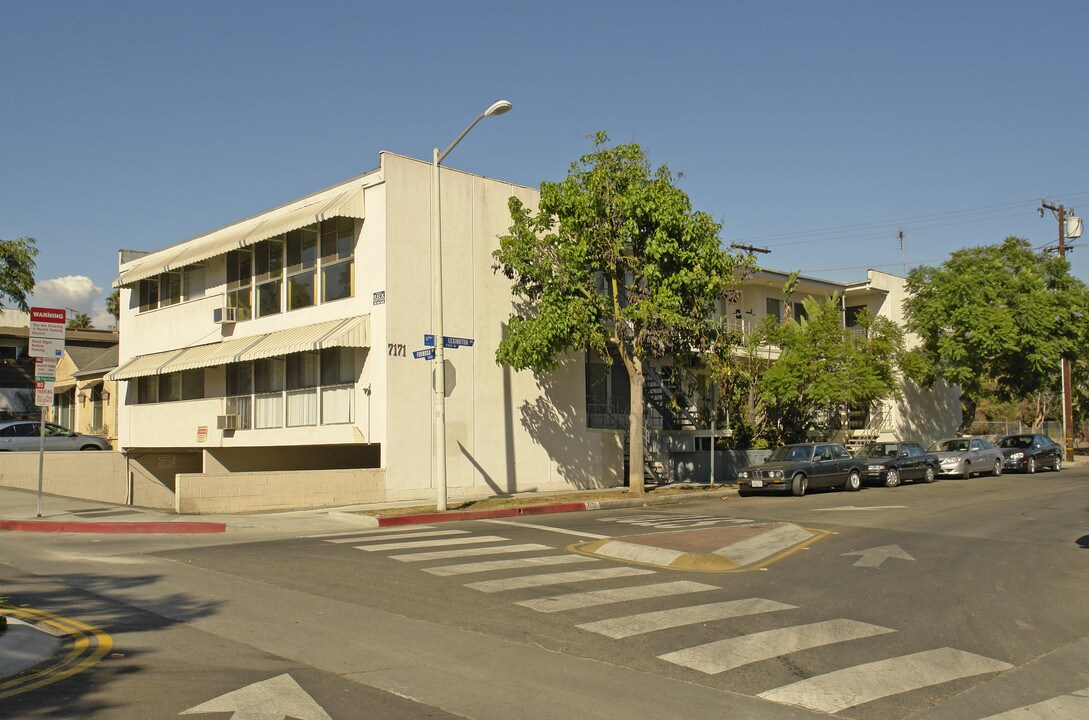 7171 W Lexington Ave in Los Angeles, CA - Building Photo