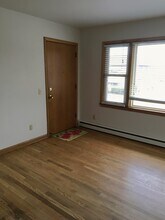 926 High St, Unit #2 in Madison, WI - Building Photo - Building Photo