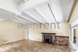 499 Pebble Dr in El Sobrante, CA - Building Photo - Building Photo