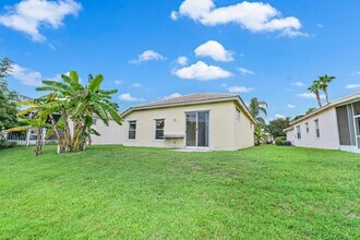 138 Prestige Dr in Royal Palm Beach, FL - Building Photo - Building Photo