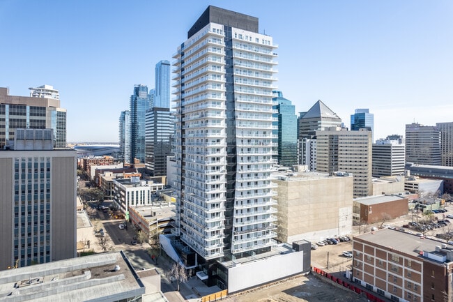 Falcon Towers in Edmonton, AB - Building Photo - Building Photo