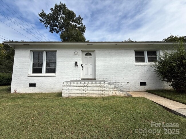 property at 200 Skyland Ave